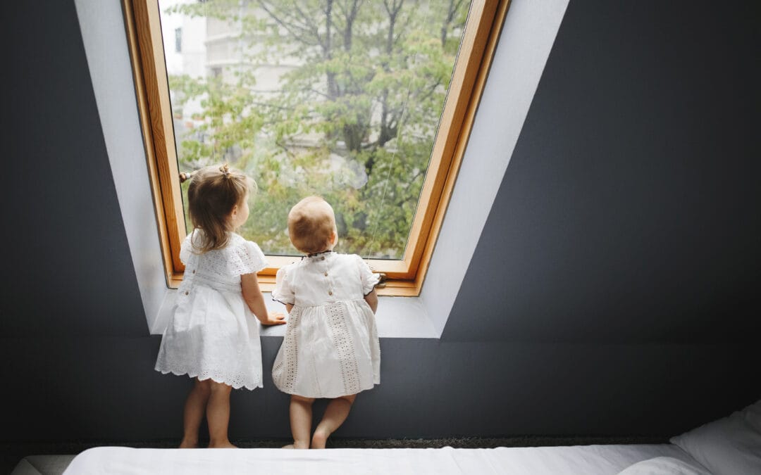Film anti chaleur : comment empêcher la chaleur de rentrer par un VELUX